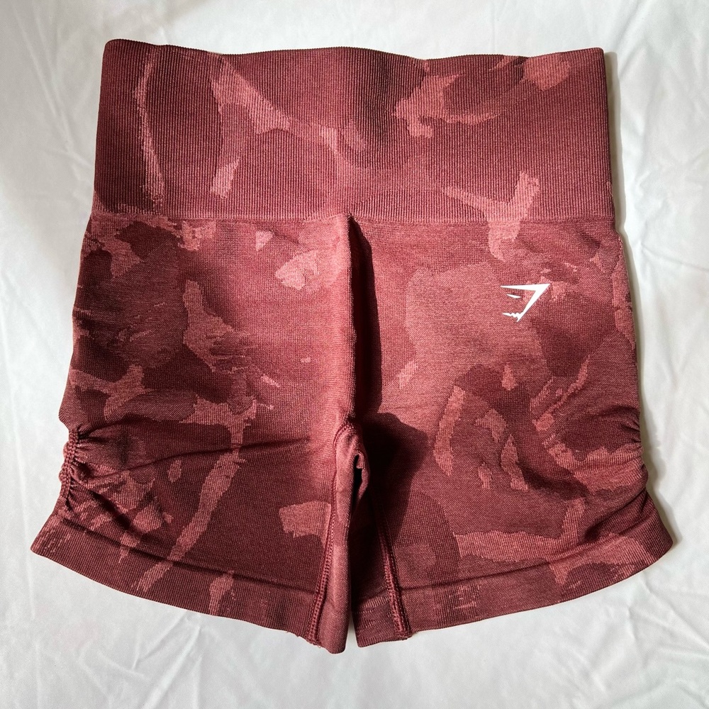 Gymshark Adapt Camo Seamless Shorts (XS) - ‘Savanna | Cherry Brown’